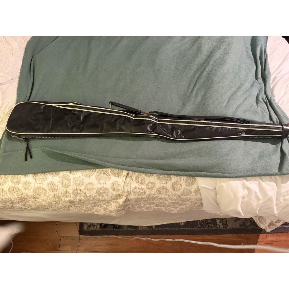 Vintage Apache Or Red Head Black w/White Piping Soft Rifle Case Red Interior